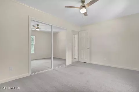 Bedroom - 709 Sawgrass Rd, Hampstead, NC 28443 photo 3 of 6