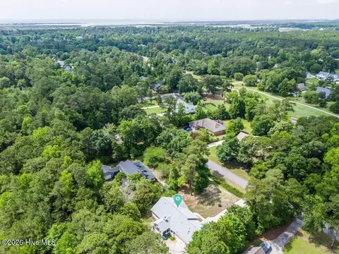 View/Area - 709 Sawgrass Rd, Hampstead, NC 28443 photo 6 of 9