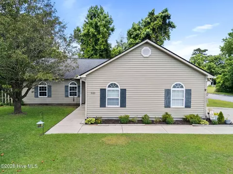 533 Brook St, Morehead City, NC 28557