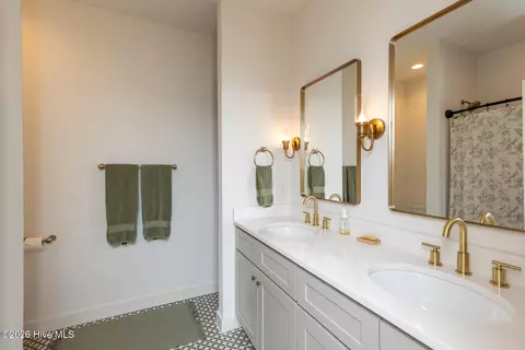 Bath - 140 Surry Circle Dr S, Pinehurst, NC 28374 photo 4 of 5