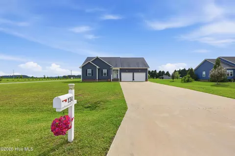 134 Climbing Vine Run, Elizabeth City, NC 27909