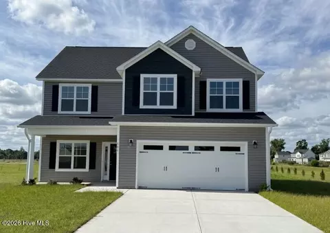 506 E Black Water Ln, Maysville, NC 28555