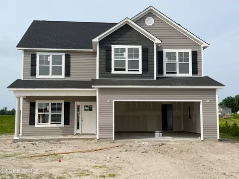 506 E Black Water Ln, Maysville, NC 28555
