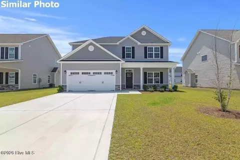512 E Black Water Ln, Maysville, NC 28555