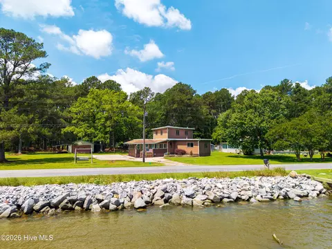 113 Driftwood Dr, Elizabeth City, NC 27909