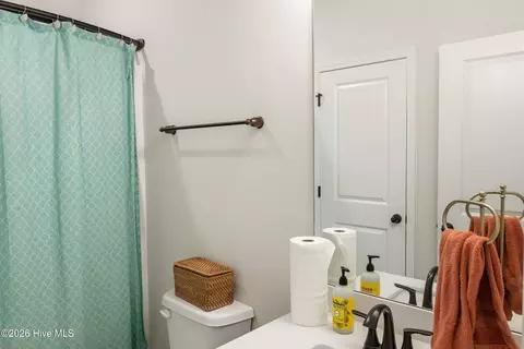Bath - 430 Bronco Pass, Evans, GA 30809 photo 1 of 9
