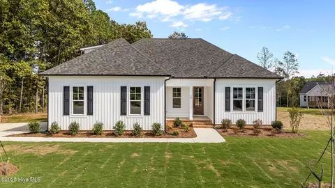 70 Livingston Ln, Spring Hope, NC 27882
