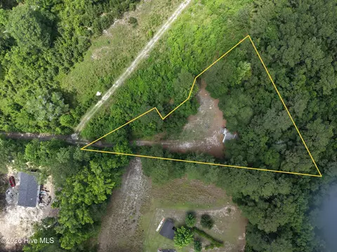 520 Mccray Ln NW, Calabash, NC 28467