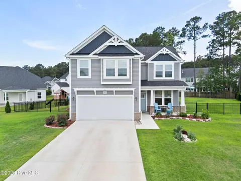 304 Gander Ct, Sneads Ferry, NC 28460