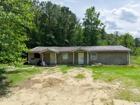 586 Tree Acres Cir NW # 1, Calabash, NC 28467