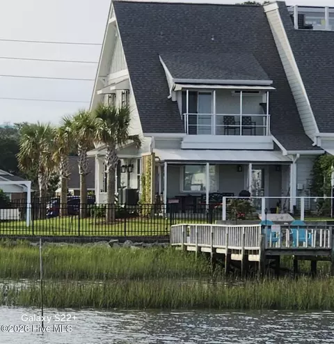513 Turner St, Beaufort, NC 28516