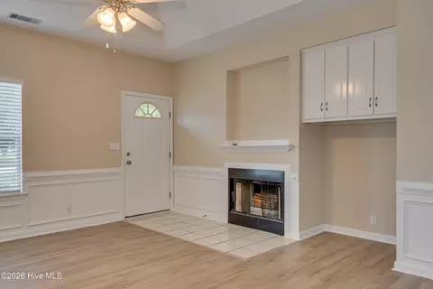 Living - 5158 Saddle Cir, Evans, GA 30809 photo 1 of 5
