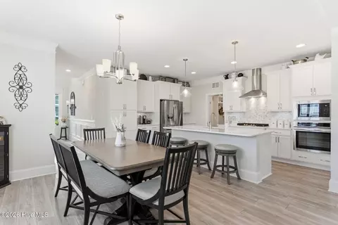 Dining - 24 W Abaco Way, Hampstead, NC 28443 photo 2 of 3
