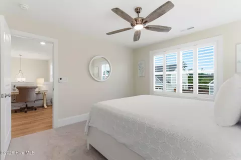 Bedroom - 24 W Abaco Way, Hampstead, NC 28443 photo 7 of 10