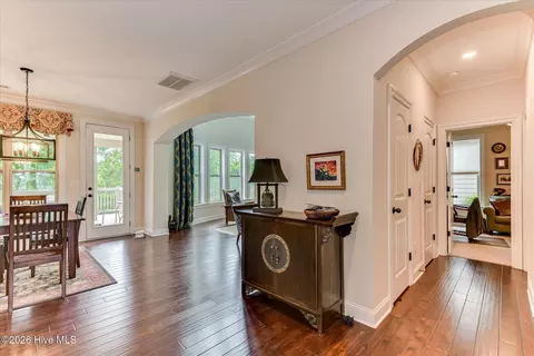Entry Way - 1014 Highgrass Ct, Evans, GA 30809 photo 4 of 9