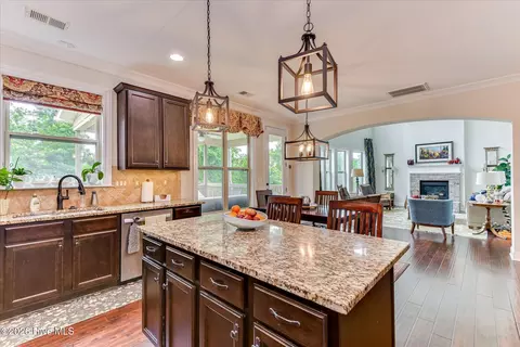 Kitchen - 1014 Highgrass Ct, Evans, GA 30809 photo 4 of 5