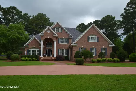 696 Jordan Dr, Greenville, NC 27834