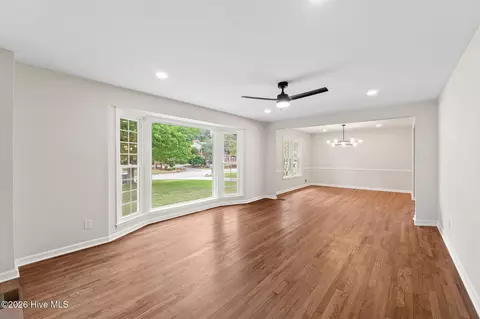 Living - 3209 Ramsgate Rd, Augusta, GA 30909 photo 2 of 5