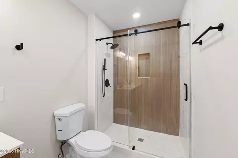 Bath - 3209 Ramsgate Rd, Augusta, GA 30909 photo 4 of 5