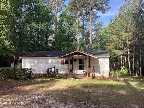 163 Barksdale Dr, Mccormick, SC 29835
