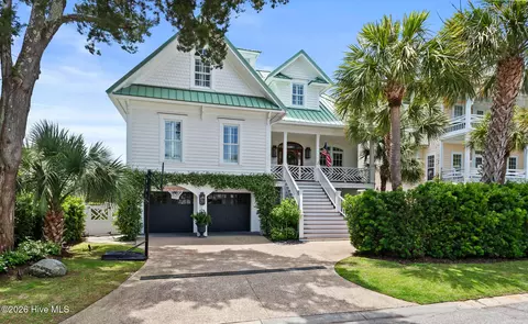 6 Jasmine Pl, Wrightsville Beach, NC 28480