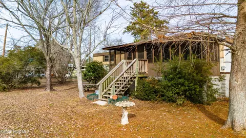 102 N Dawn St, Merritt, NC 28556