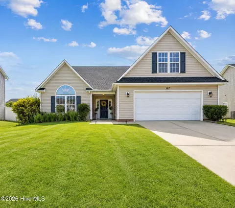 167 Ranier Dr, Raeford, NC 28376