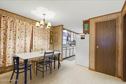 Dining - 1488 Colington Rd, Kill Devil Hills, NC 27948 photo 3 of 4