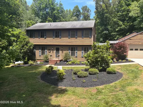 1003 Scenic Dr, Graham, NC 27253