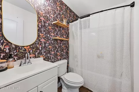 Bath - 305 Basil Ct, Hubert, NC 28539 photo 2 of 3