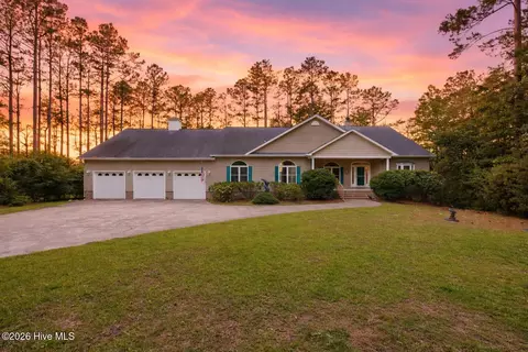 308 Vicksburg Ct, Havelock, NC 28532