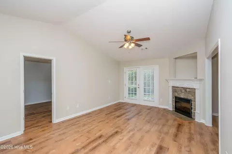 Living - 2610 York Dr, Augusta, GA 30909 photo 3 of 6