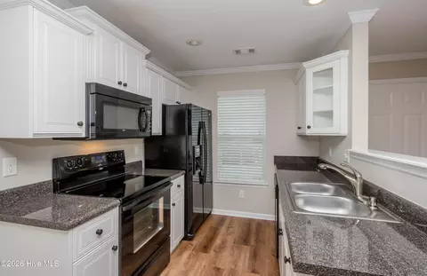 Kitchen - 2610 York Dr, Augusta, GA 30909 photo 2 of 5