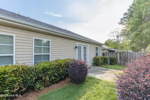 Exterior - 2610 York Dr, Augusta, GA 30909 photo 4 of 5