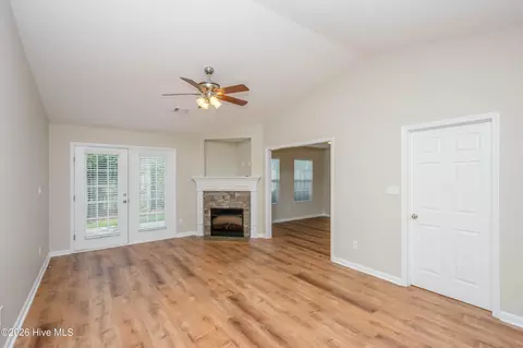 Living - 2610 York Dr, Augusta, GA 30909 photo 2 of 6