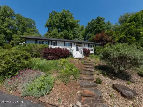 334 Case St, Columbus, NC 28722