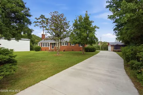 13968 N C 304, Hobucken, NC 28537
