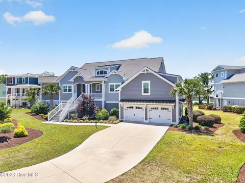 512 Twisted Oak Ln, Sunset Beach, NC 28468
