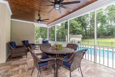 Exterior - 530 Brandywine Dr, Evans, GA 30809 photo 6 of 12
