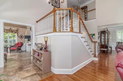 Entry Way - 530 Brandywine Dr, Evans, GA 30809 photo 2 of 6