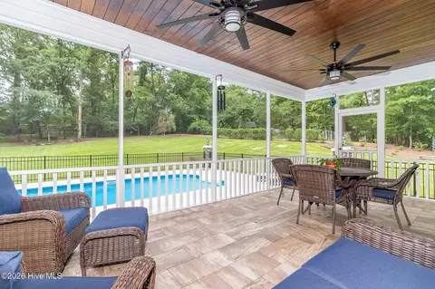 Exterior - 530 Brandywine Dr, Evans, GA 30809 photo 9 of 12