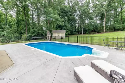 Exterior - 530 Brandywine Dr, Evans, GA 30809 photo 10 of 12