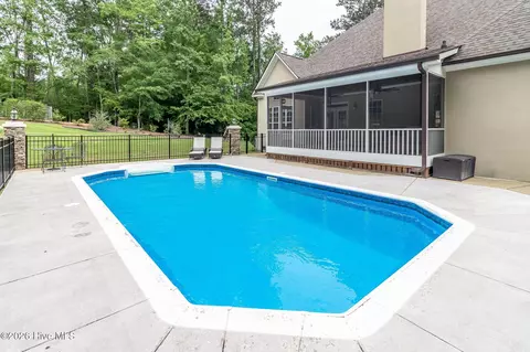 Exterior - 530 Brandywine Dr, Evans, GA 30809 photo 11 of 12