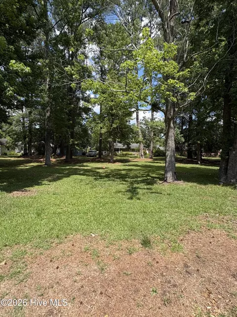 1 Rodman Rd, Washington, NC 27889