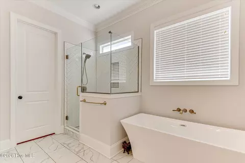 Bath - 5229 Teal Ln, Evans, GA 30809 photo 3 of 7