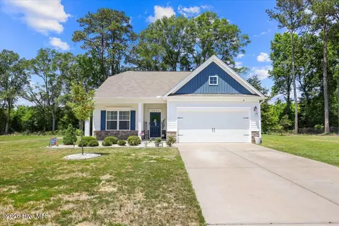 5816 Boldt Dr, La Grange, NC 28551