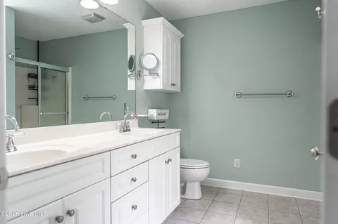 Bath - 4 Sawmill Ct, Pinehurst, NC 28374 photo 4 of 9