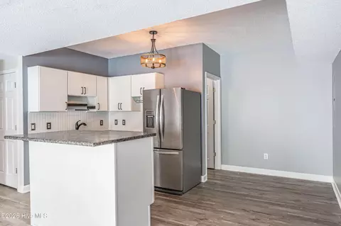 Kitchen - 4 Sawmill Ct, Pinehurst, NC 28374 photo 9 of 14