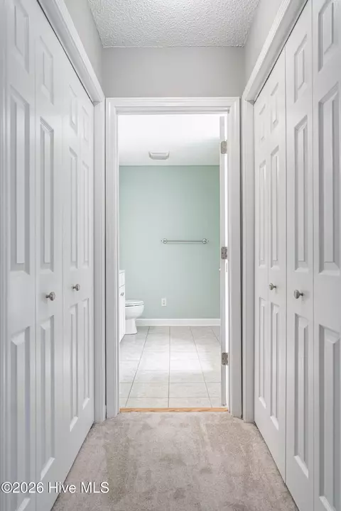 Entry Way - 4 Sawmill Ct, Pinehurst, NC 28374 photo 4 of 7