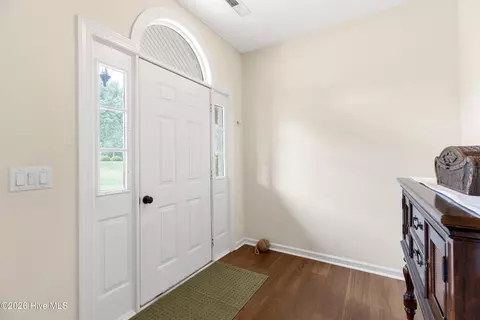 Entry Way - 122 Circle Dr, Hampstead, NC 28443 photo 1 of 5